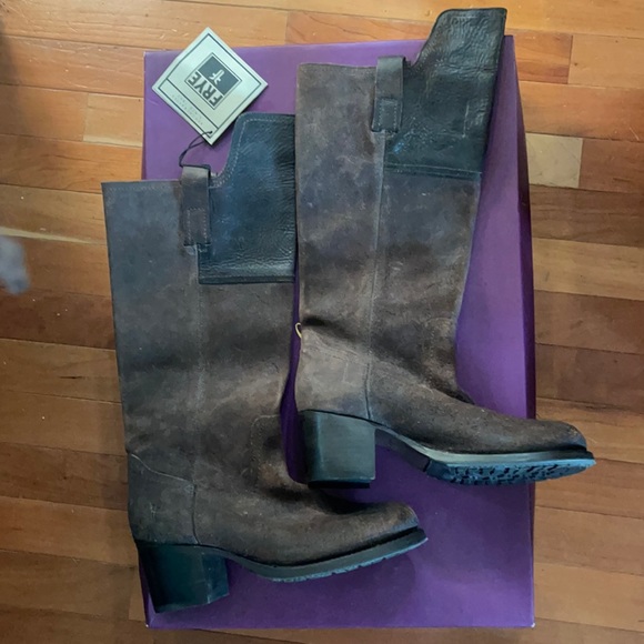 Frye Shoes - Frye boot brown NWOB distressed